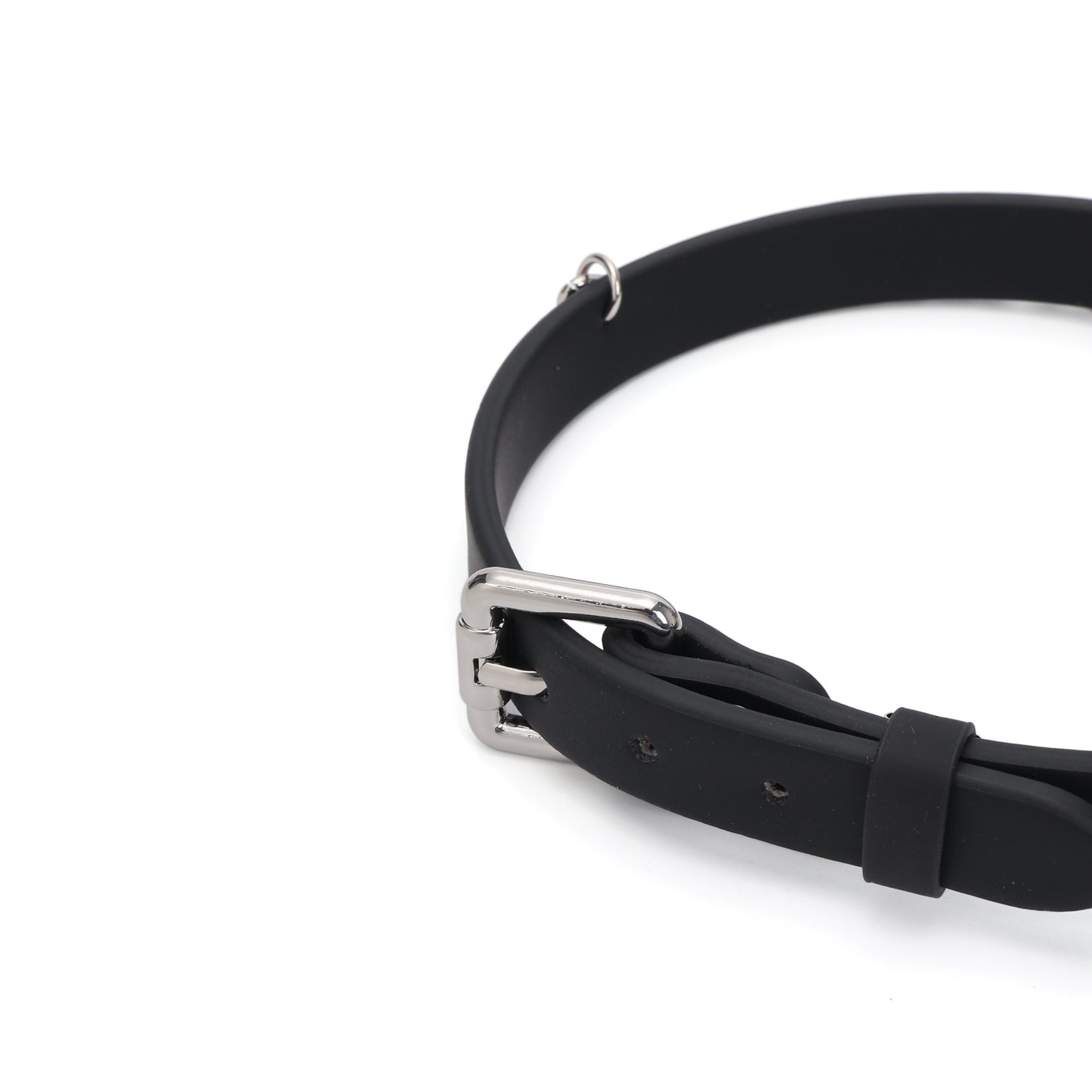 Genuine leather chain choker with stainless steel buckle detail