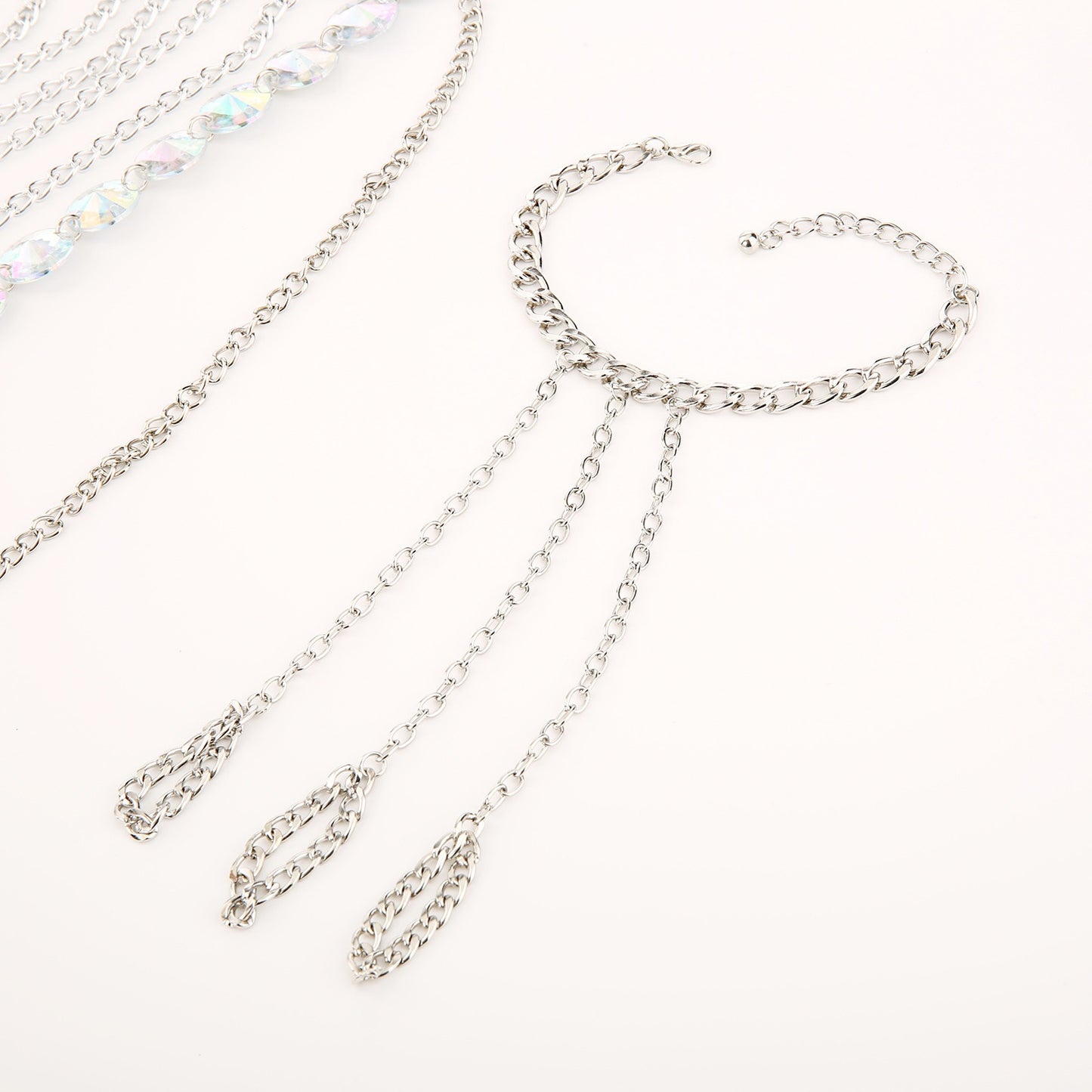 Silver chain bracelet featuring interconnected ring design