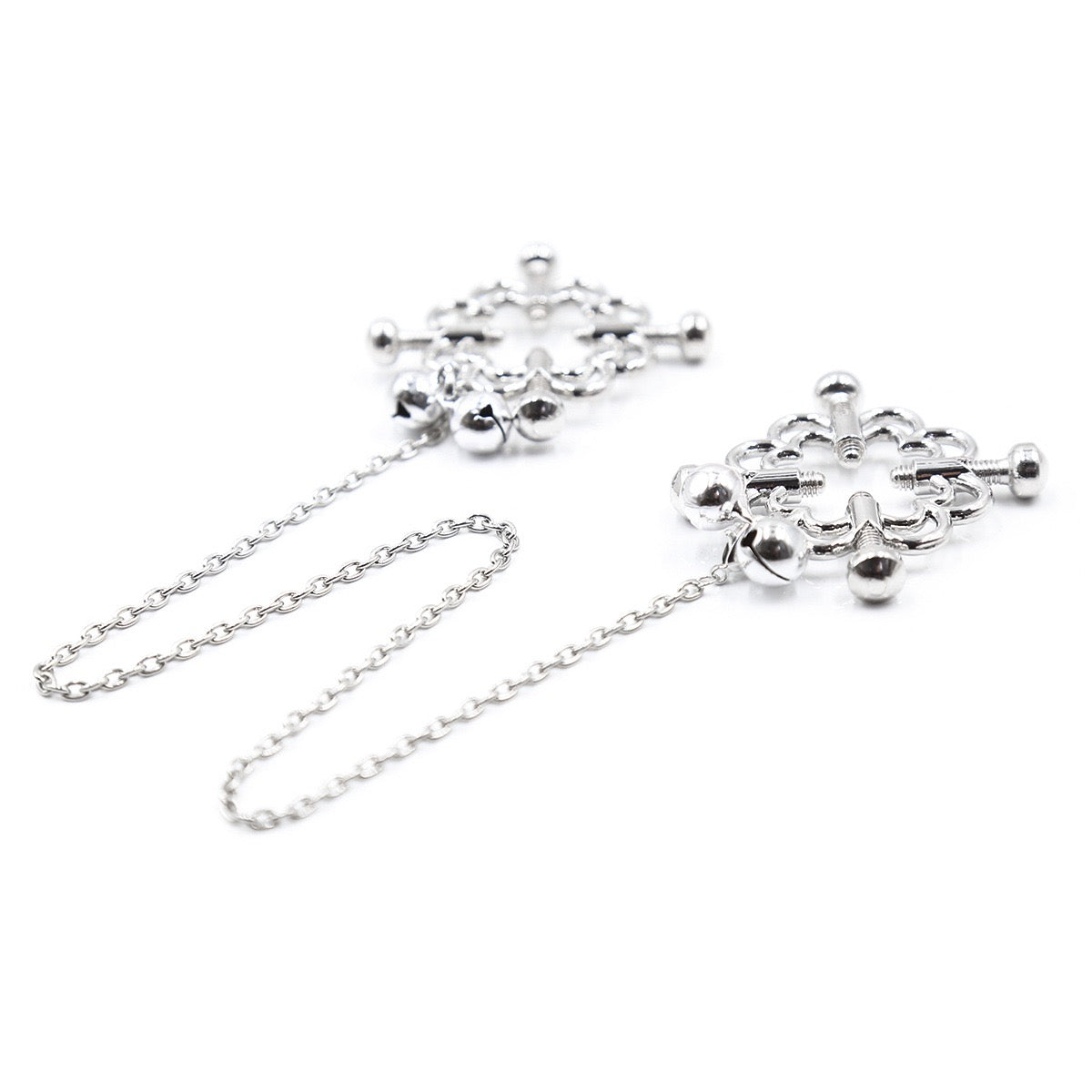 Pinza para pezones Sakura de cuatro puntas con cascabeles y cadena