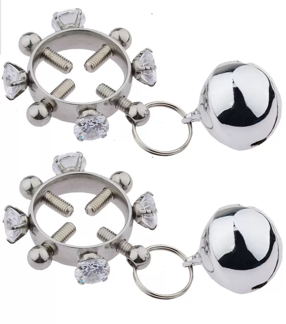Abrazadera para pezón de acero inoxidable con cuatro tornillos y diamantes de imitación, con cadena y campana.