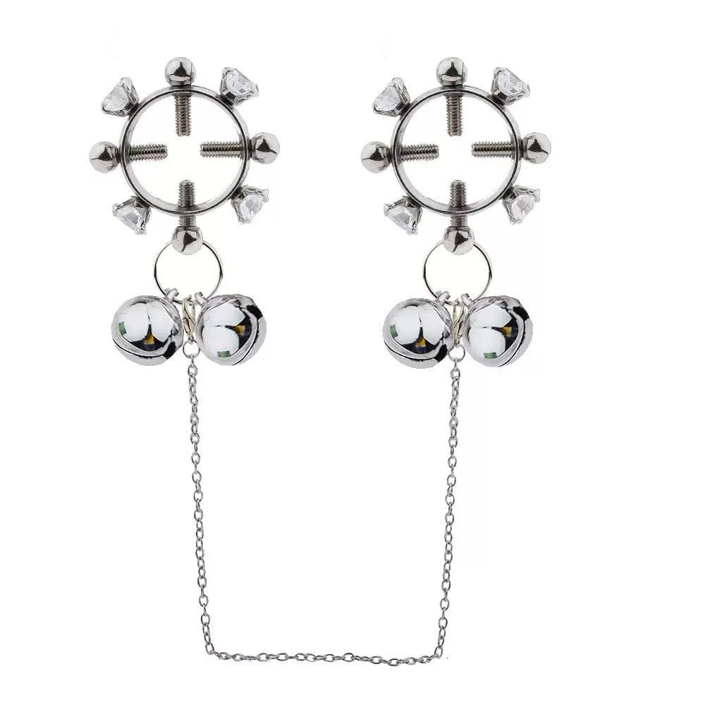 Abrazadera para pezón de acero inoxidable con cuatro tornillos y diamantes de imitación, con cadena y campana.