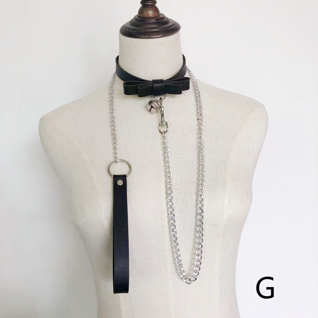 Faux leather choker featuring bowtie details style G
