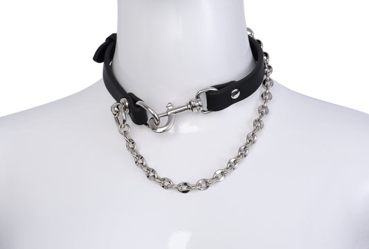 Stainless steel chain choker displayed on mannequin