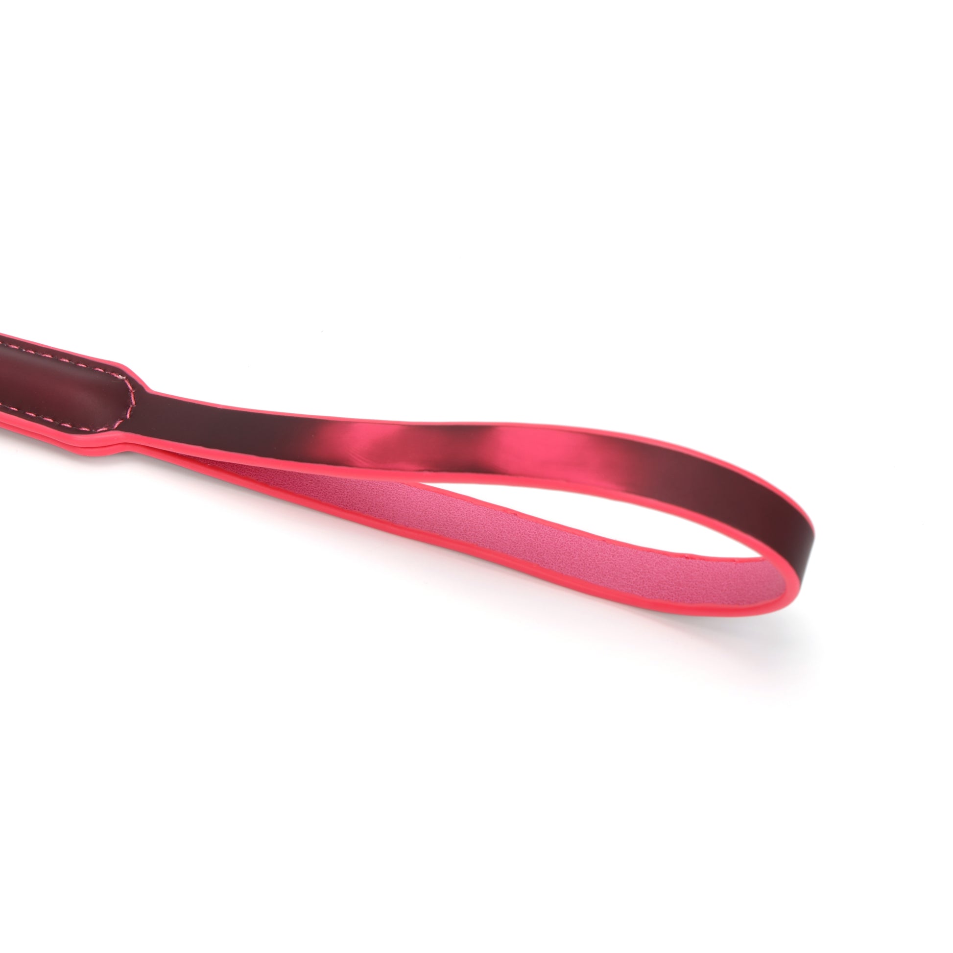 Close-up detail of thermochromic hanging loop